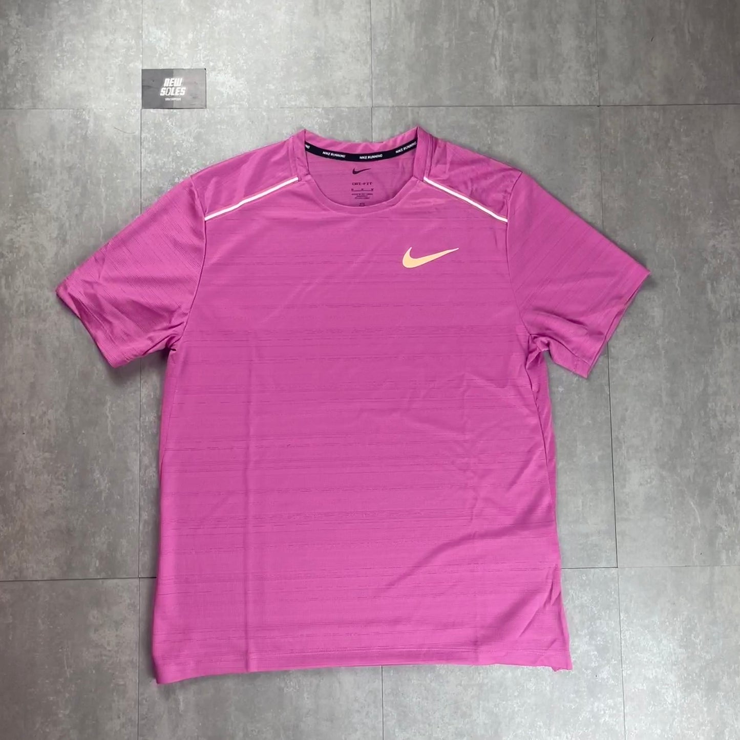Nike Miler 1.0 T-Shirt ‘Playful Pink'