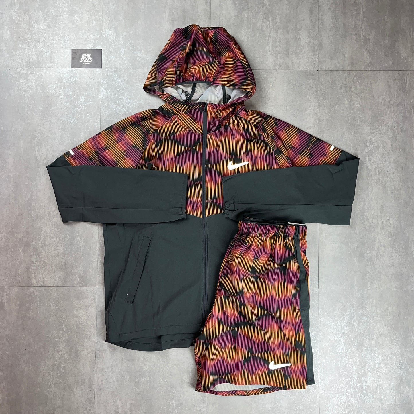 Nike Miler Windrunner Jacket ‘Iron Grey/Sundial’