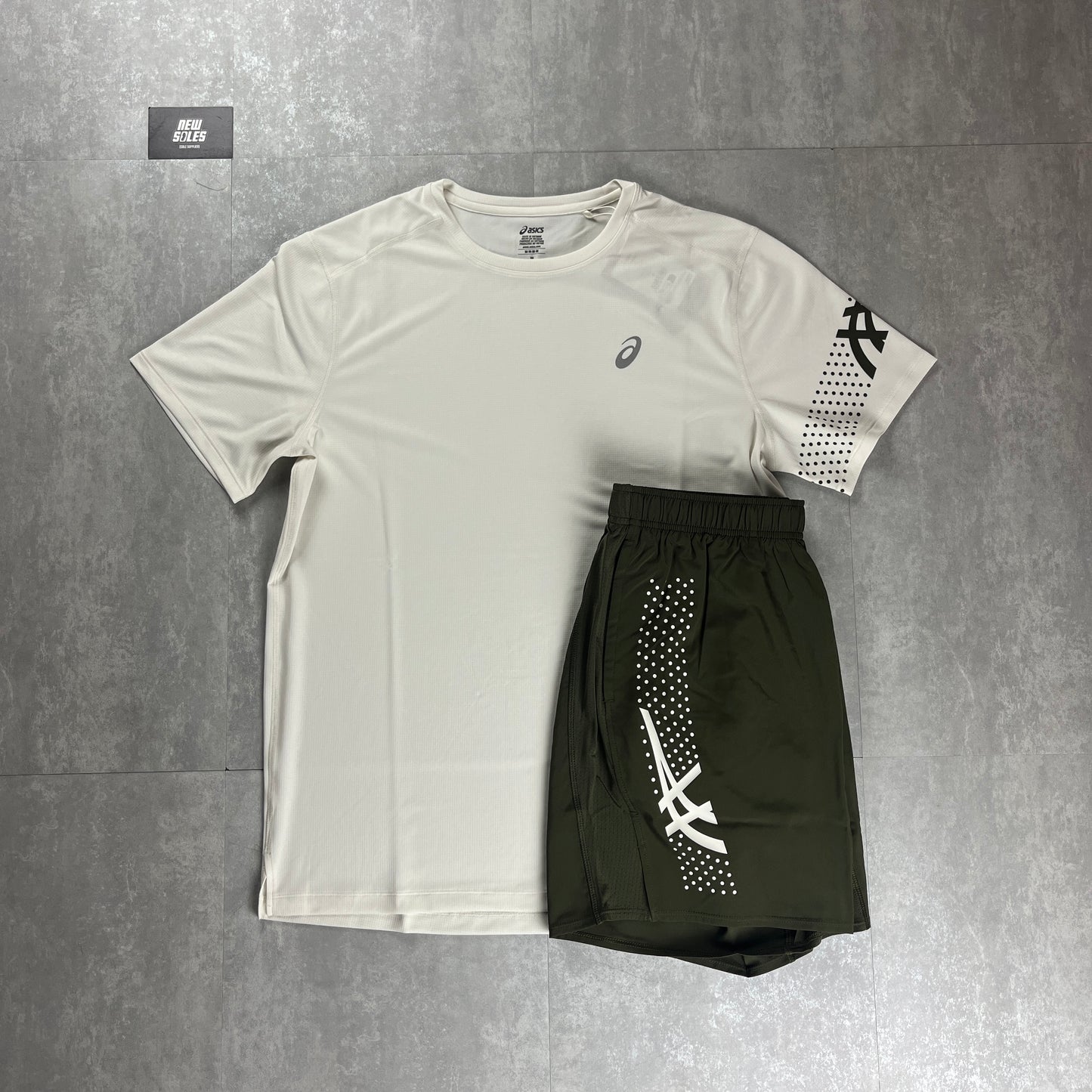 Asics Icon Shorts 7” ‘Sandstone’