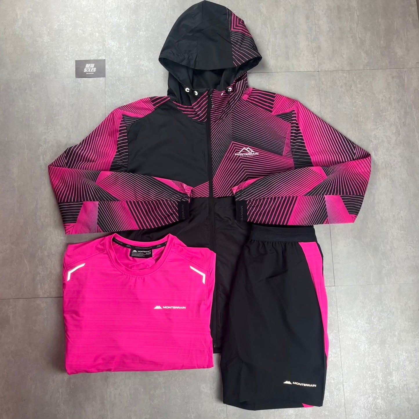 Monterrain Lyder 3.0 T-Shirt ‘Pink Glow’