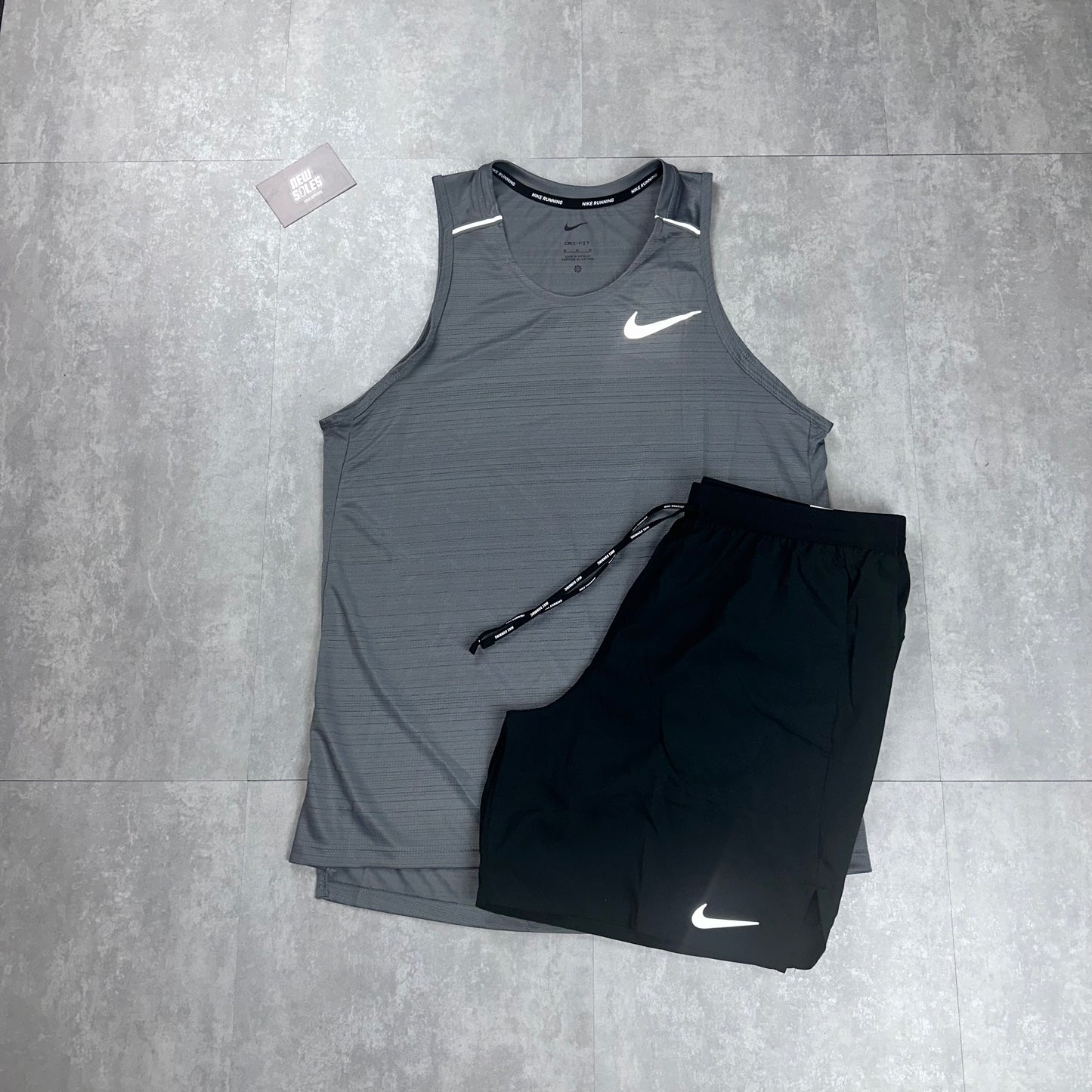 Nike Miler Vest 1.0 & Flex Stride Shorts Set 'Grey/Black'