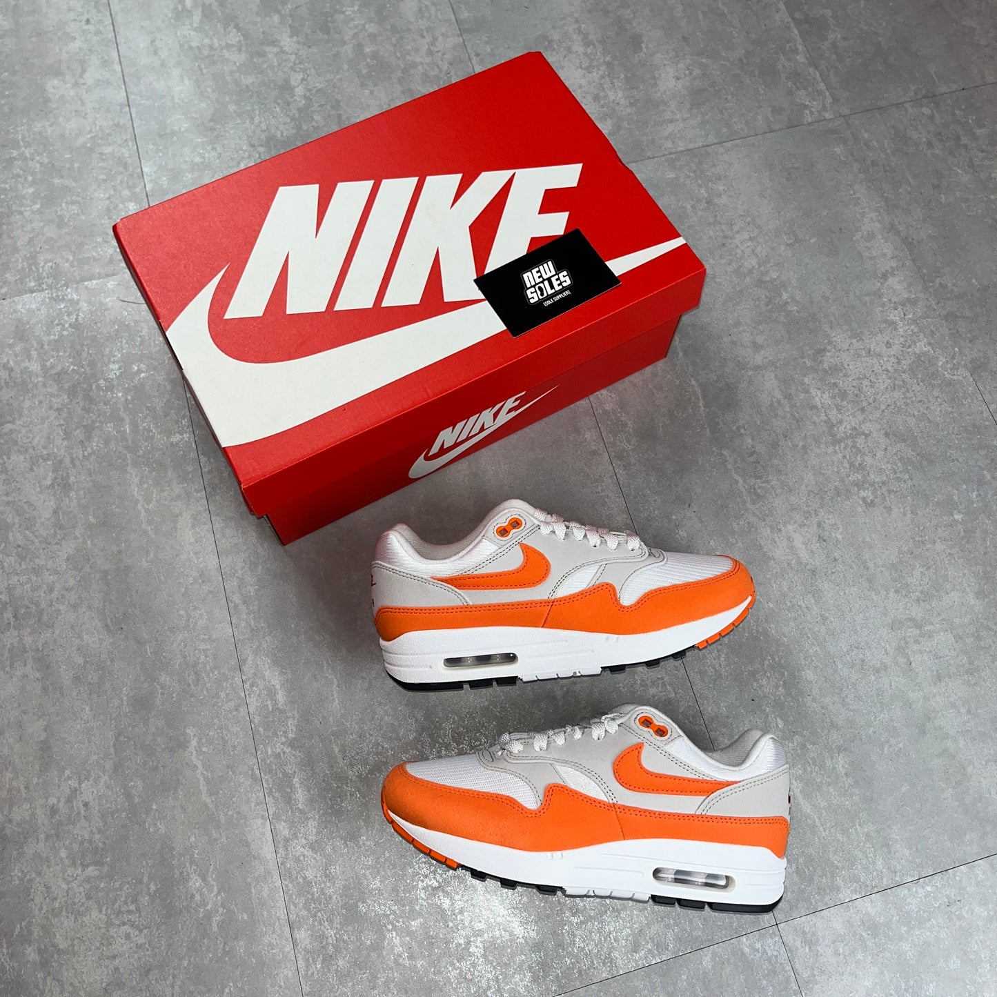 Nike Air Max 1 Wmns 'Safety Orange'