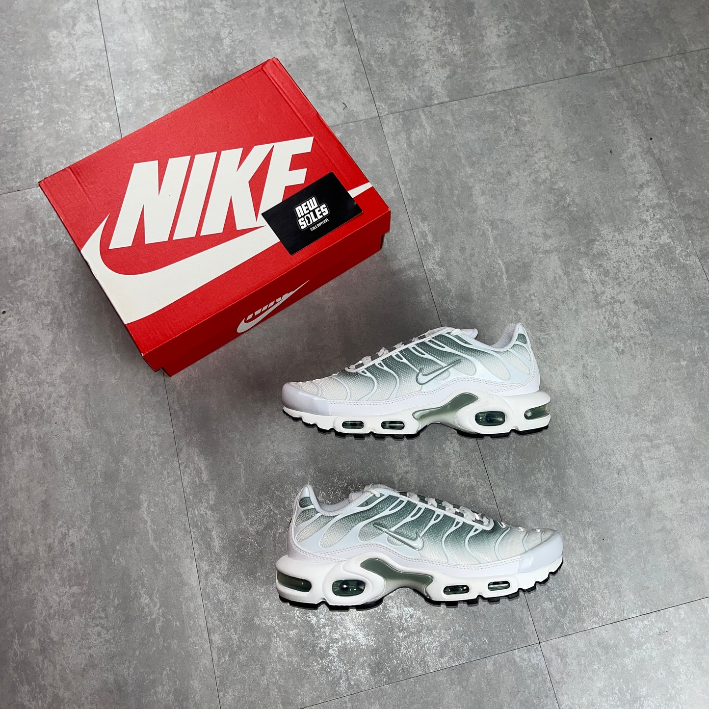 Nike Air Max Plus TN 'Mica Green' Wmns