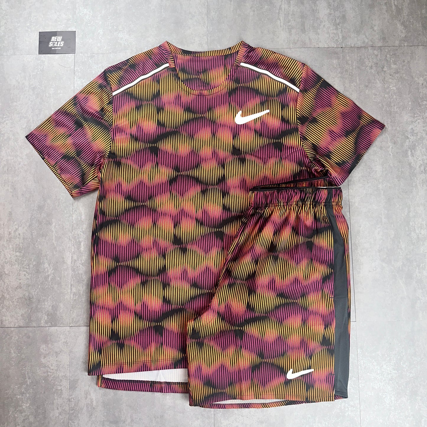 Nike Miler T-Shirt & Challenger Shorts Set Iron Grey/Sundial