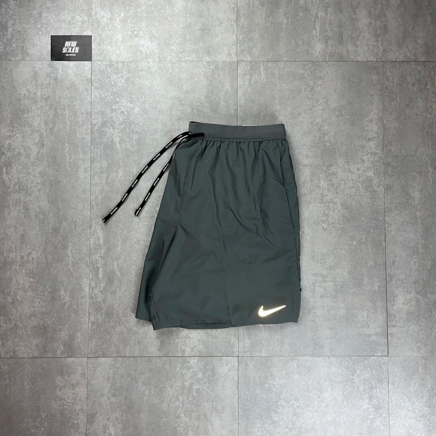 Nike Flex Stride 7" Shorts 'Grey’
