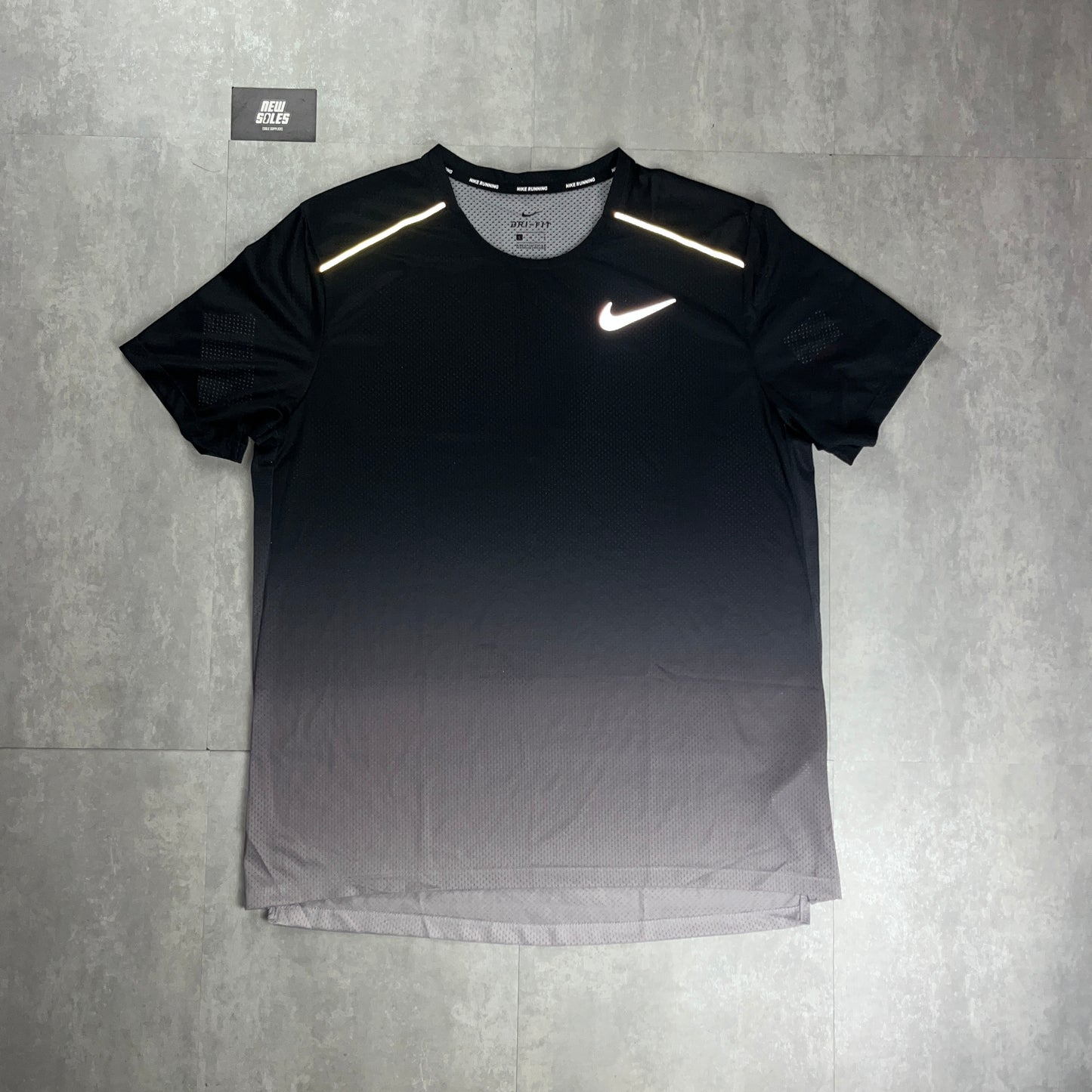 Nike Miler T-Shirt ‘Dark Gradient’