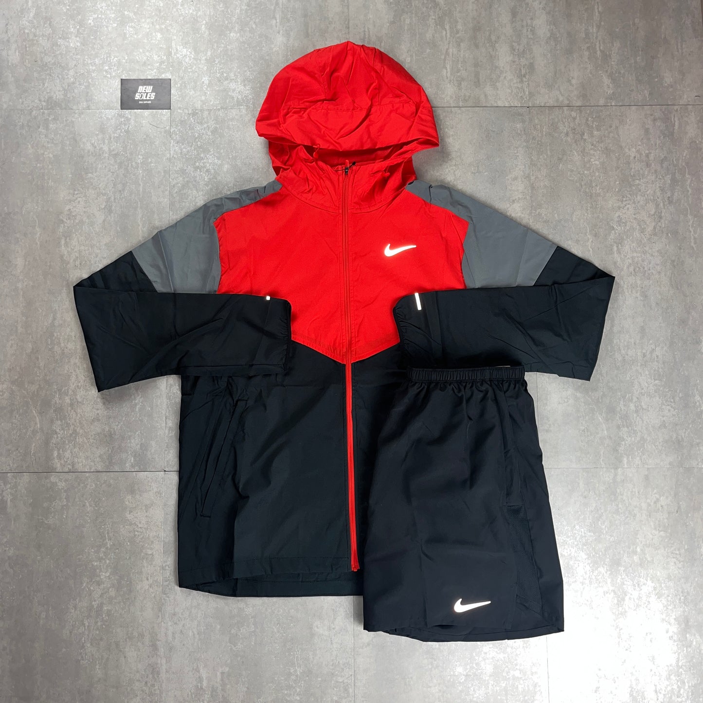 Nike Windrunner Jacket ‘Light Crimson’