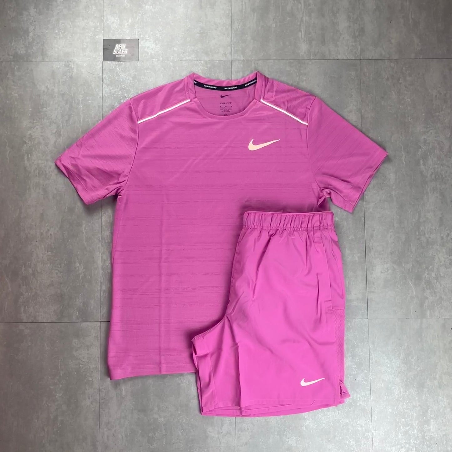Nike Miler 1.0 T-Shirt ‘Playful Pink'