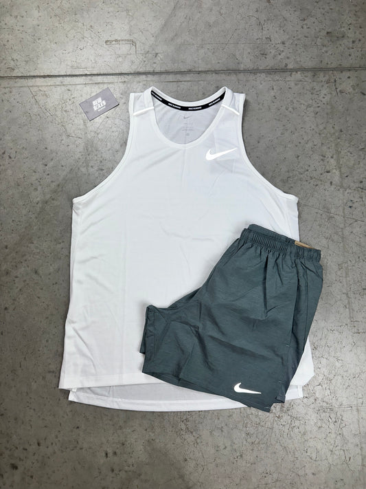 Nike Miler Vest 1.0 & Challenger Shorts Set 'White/Grey'