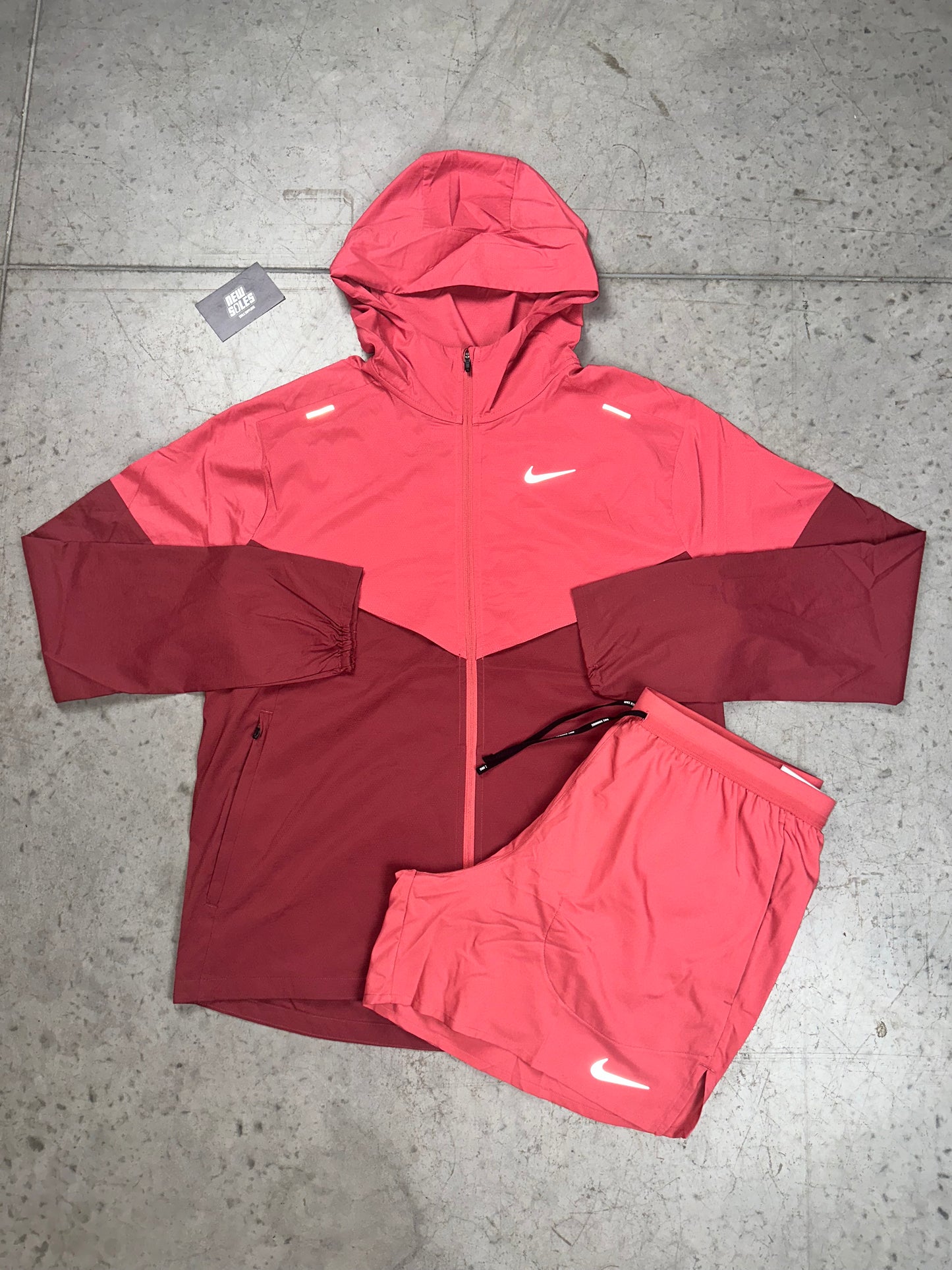 Nike Windrunner & Flex Stride Shorts Set 'Adobe'