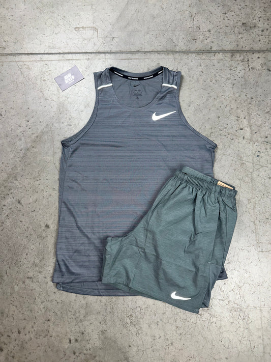 Nike Miler Vest 1.0 & Challenger Shorts Set 'Grey'