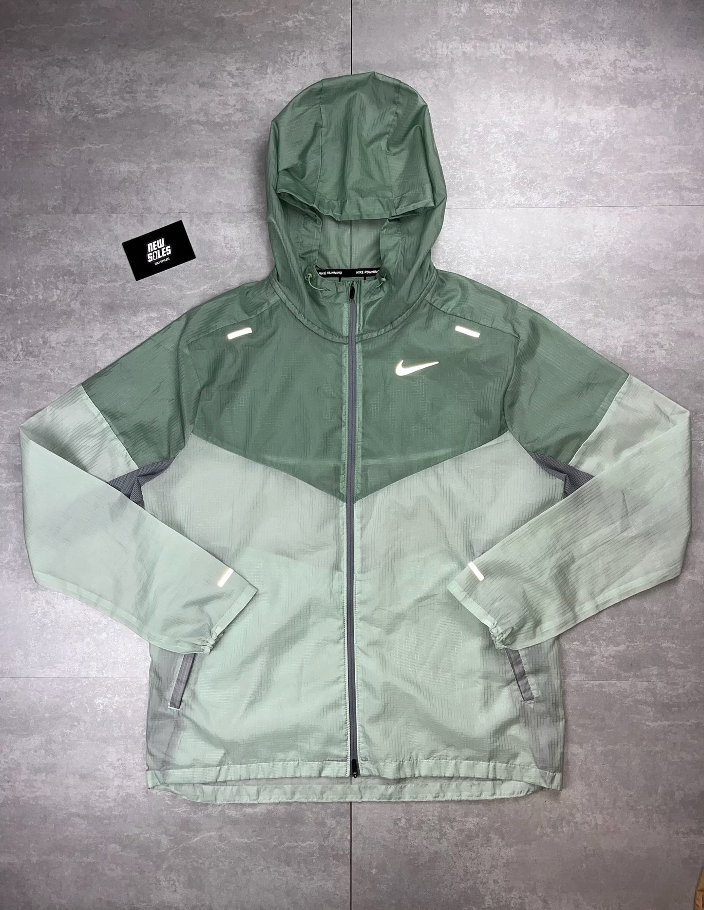 Nike Windrunner UV 'Mint Green' *EXCLUSIVE*