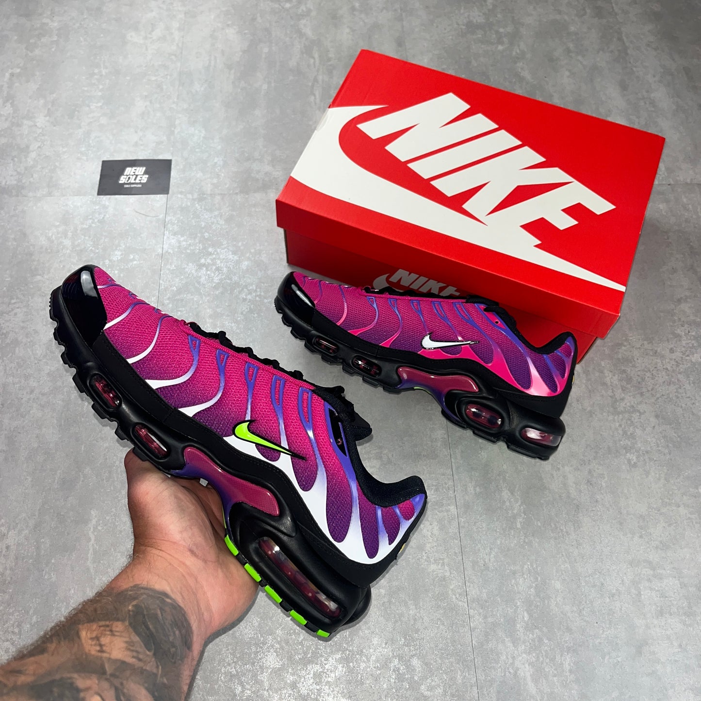 Nike Air Max Plus TN 'Fireberry’