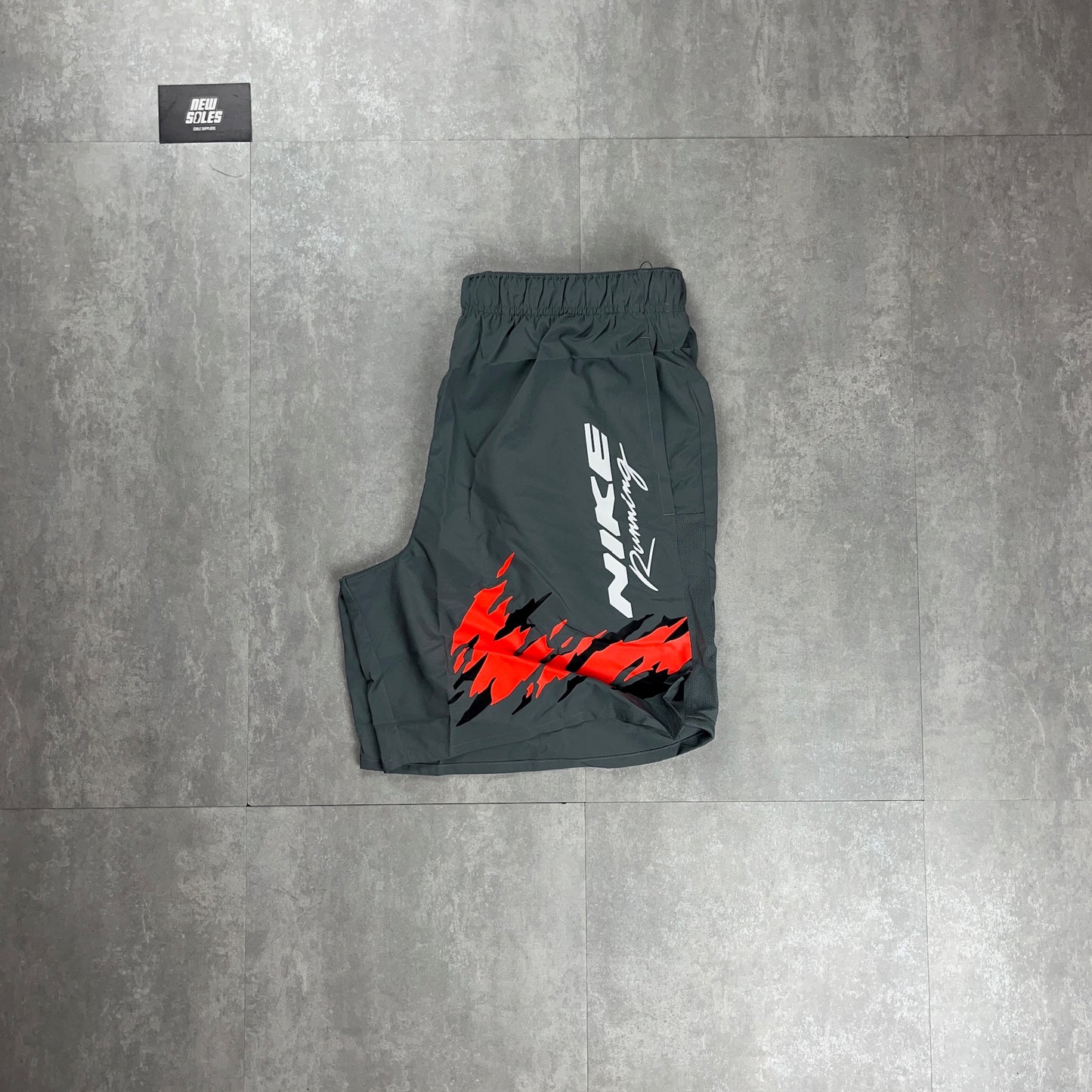 Nike Run Energy Challenger Shorts 7” ‘Grey’