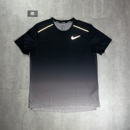 Nike Miler T-Shirt ‘Dark Gradient’