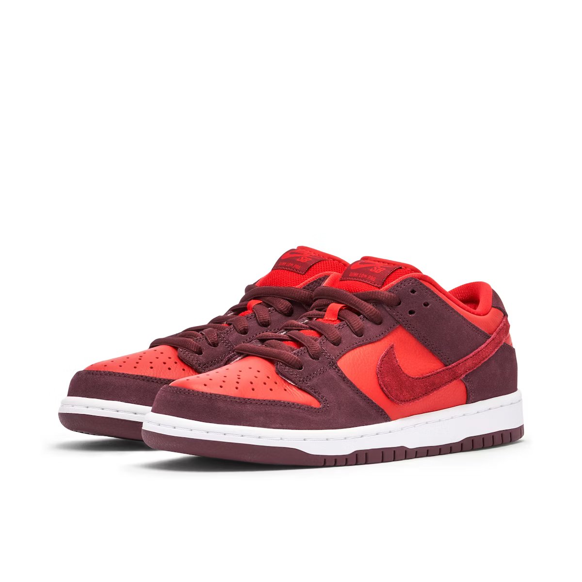 Nike Dunk Low SB 'Red Cherry'